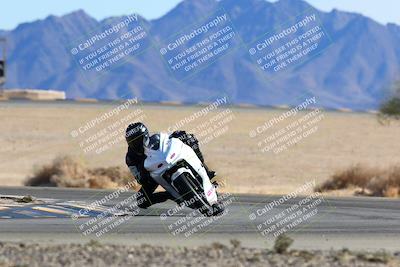 media/Jan-08-2022-SoCal Trackdays (Sat) [[1ec2777125]]/Turn 4 (1145am)/